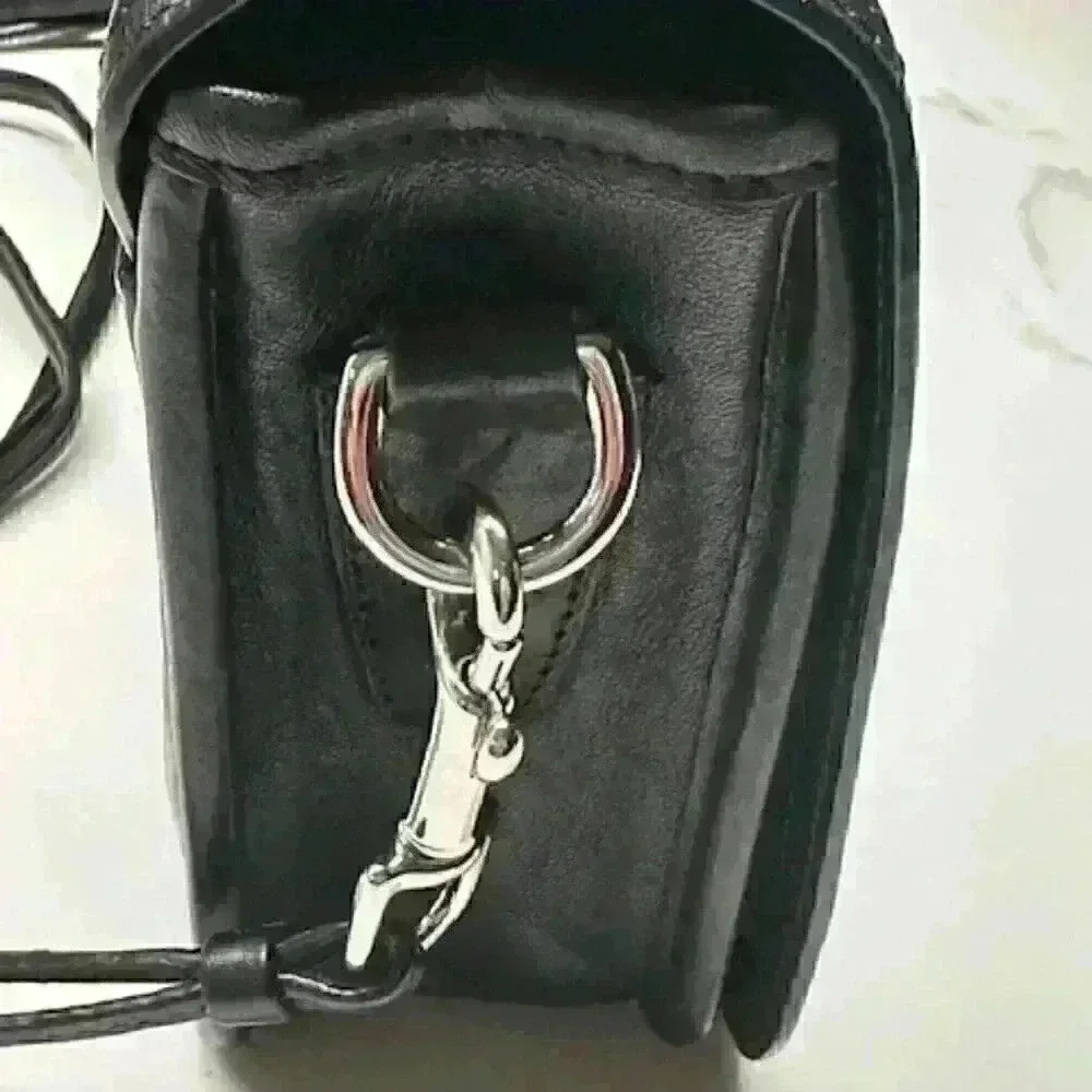 Coach Penelope 23403 Black Leather Turnlock Flap Crossbody Shoulder Bag Purse
